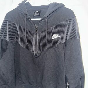 Nike Men's Gray Zip-Up Sweater